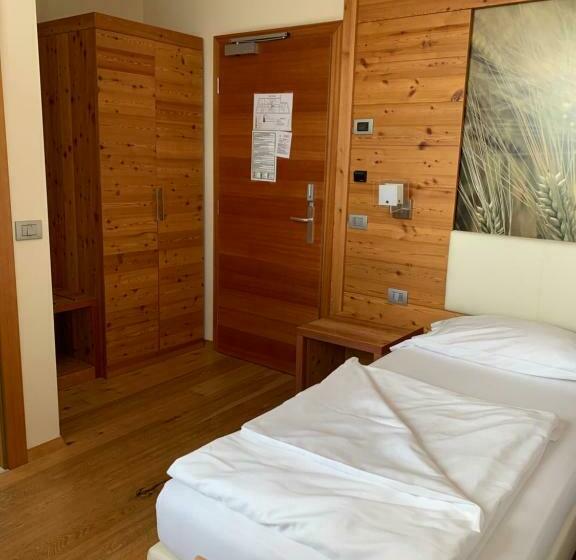 Номер Стандарт Индивидуальный, Albergo Tuenno