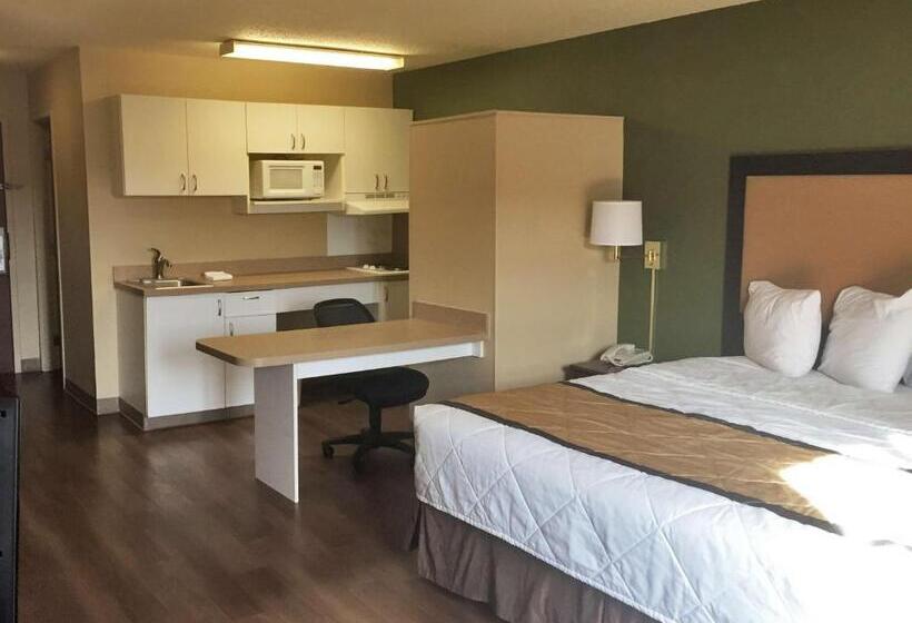 带大床的标准工作室, Extended Stay America Suites   Rochester   Henrietta