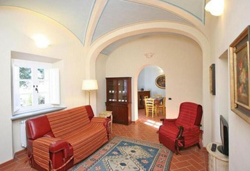 דירת שני חדרים, Relais Villa Sensano