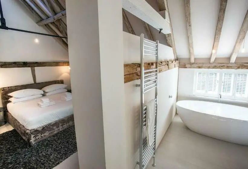 スタンダードルーム, Tuddenham Mill Luxury