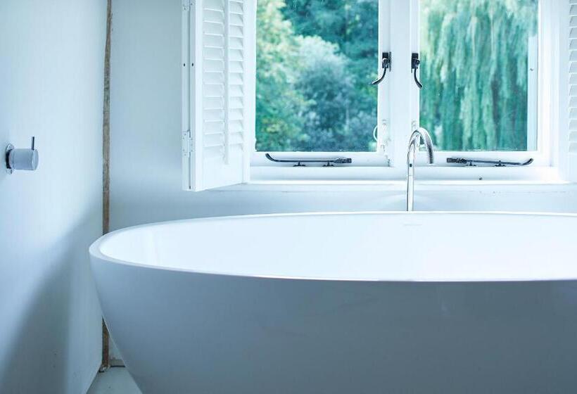 スタンダードルーム, Tuddenham Mill Luxury