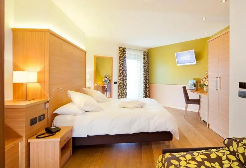 Deluxe Room Mountain View, Viridis