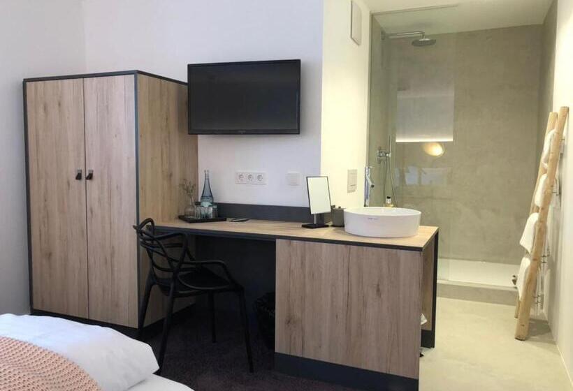 חדר סטנדרט, Weinhaus Fries