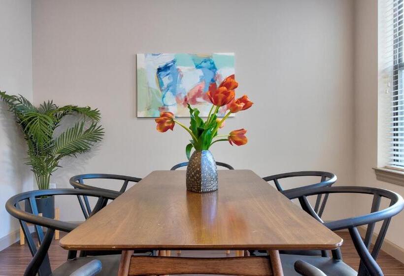 شقة غرفتين, Kasa Central West End St Louis