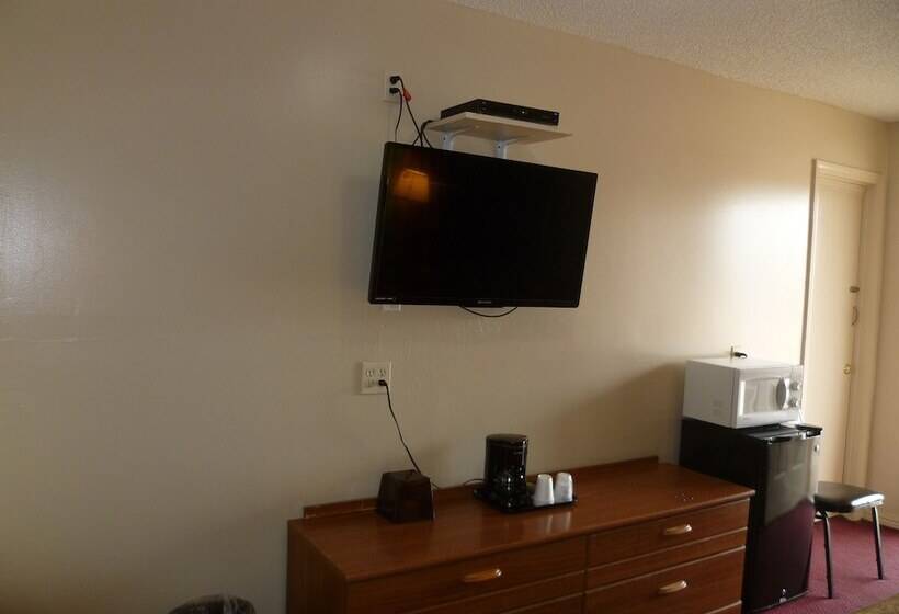 غرفه قياسيه سريرين مزدوجين, La Motel