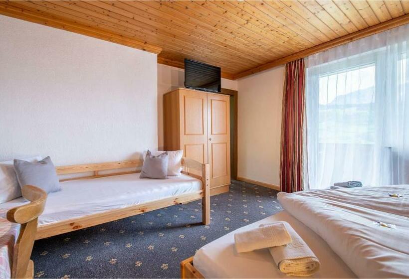 Семейный Номер, Panoramahotel Stocker