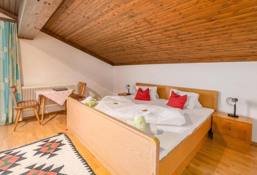 Люкс Семейный 2 Спальни, Panoramahotel Stocker