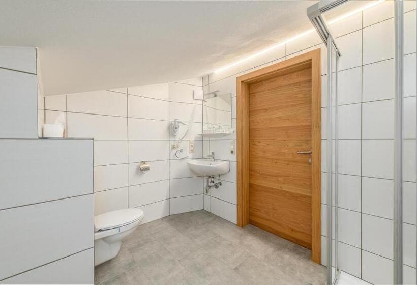 Люкс Семейный 2 Спальни, Panoramahotel Stocker