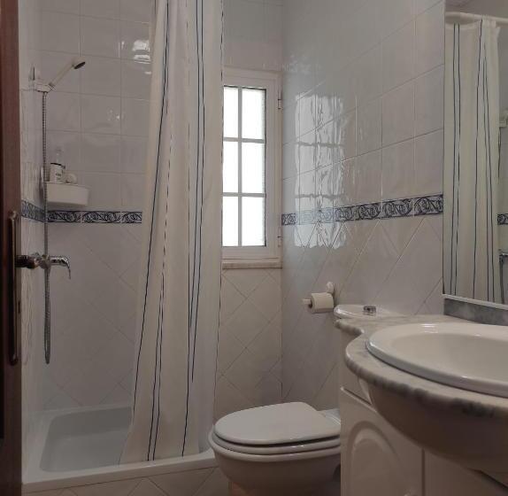 标准间, Al Casa Das Andorinhas