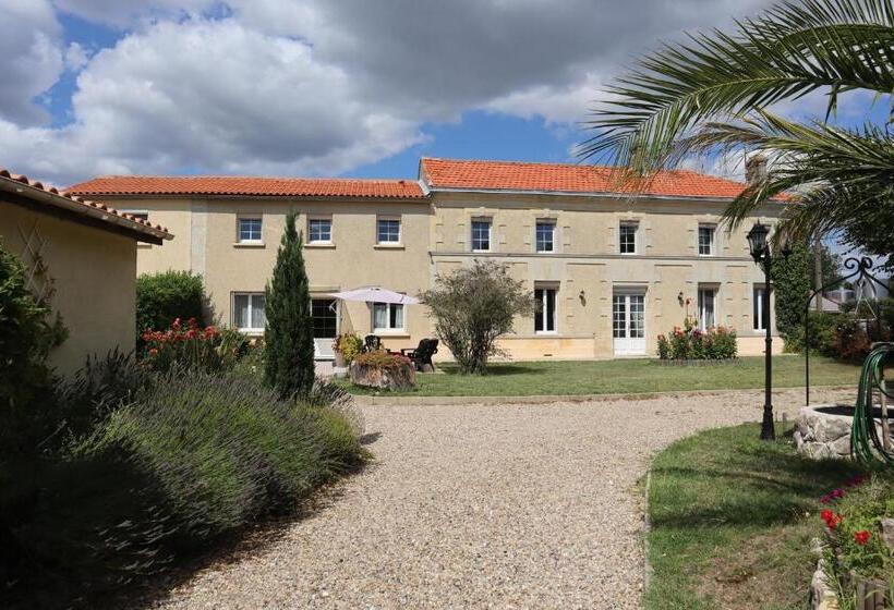 Номер Стандарт, Domaine Des Tilleuls