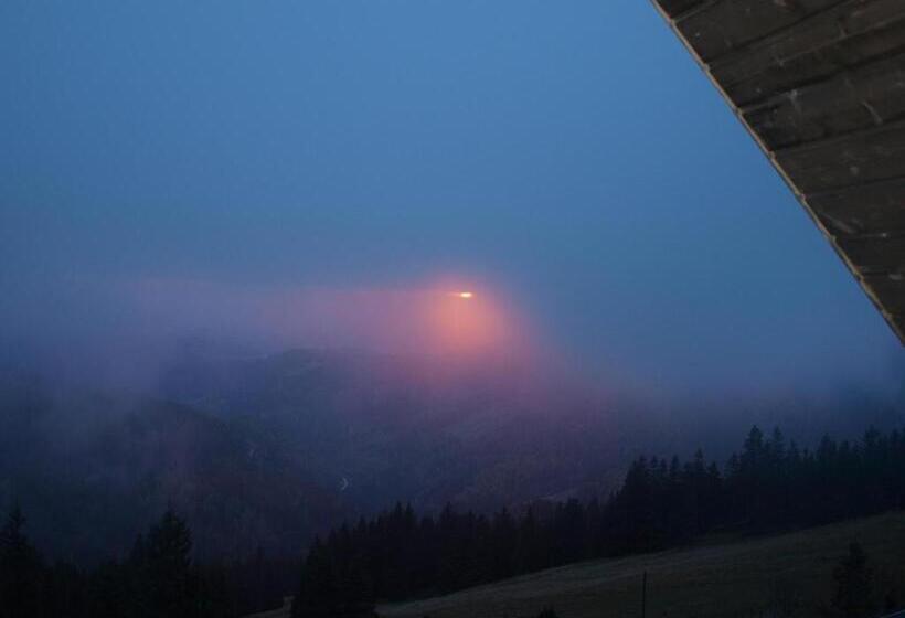 شقة 4 غرف, Gaberlhaus