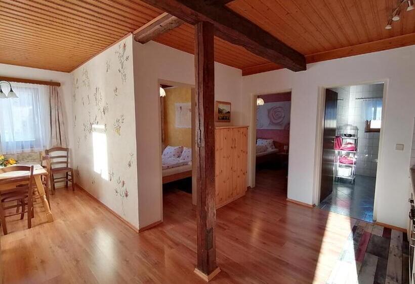 شقة غرفتين, Gasthof Seeblick