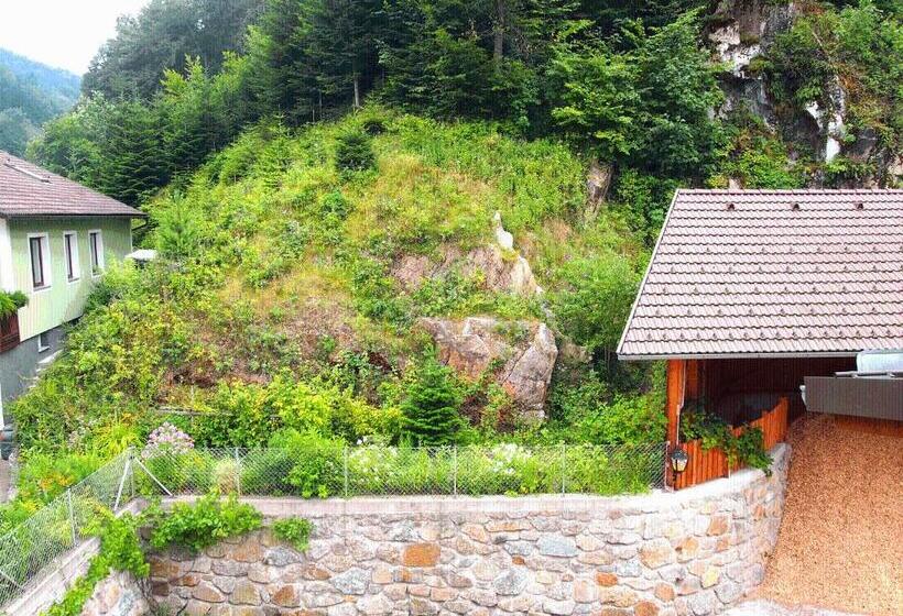 غرفة عائلية, Gasthof Zur Donaubrücke