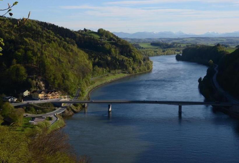 غرفة قياسية مزوَّدة بشُرفة, Gasthof Zur Donaubrücke