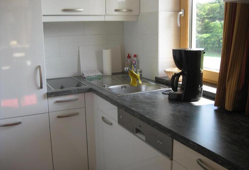 Huoneisto 1 Makuuhuone, Kamptalschlössl