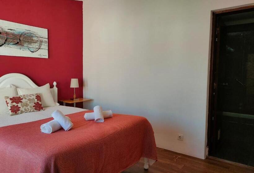 Номер Стандарт Трехместный, Vicentina Rooms By Casas Do Alentejo