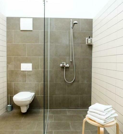 标准间, Wein + Bett Wiedeck