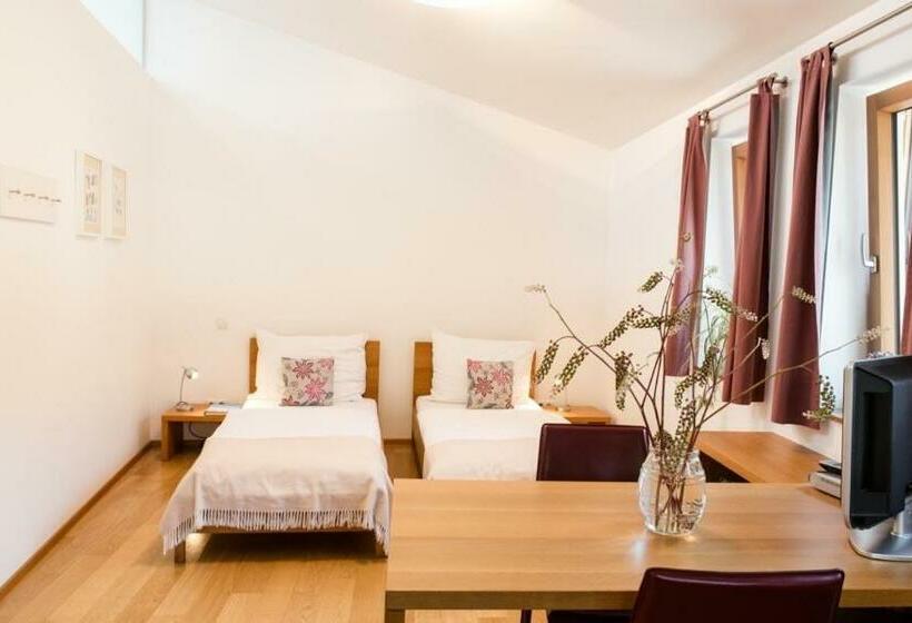 标准间, Wein + Bett Wiedeck