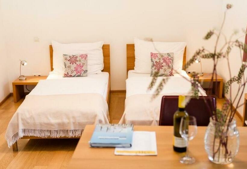 标准间, Wein + Bett Wiedeck