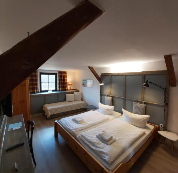 标准三人间, Pension & Restaurant Alte Schule