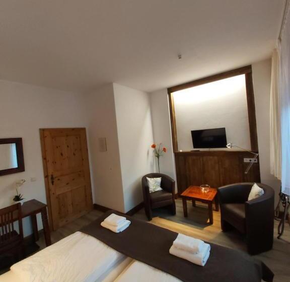 Номер Стандарт, Pension & Restaurant Alte Schule