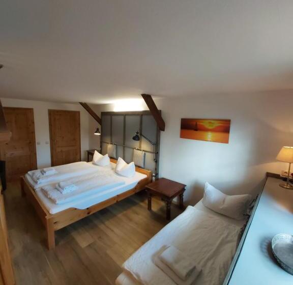 标准三人间, Pension & Restaurant Alte Schule