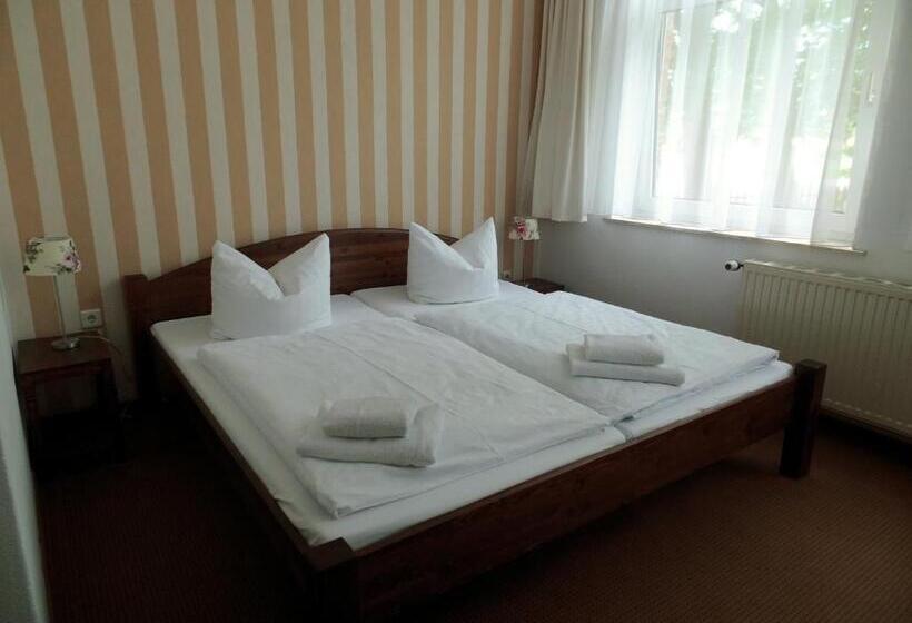 标准间, Pension & Restaurant Alte Schule