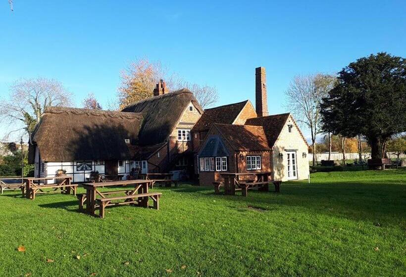 Номер Deluxe, The Clifden Arms B&b