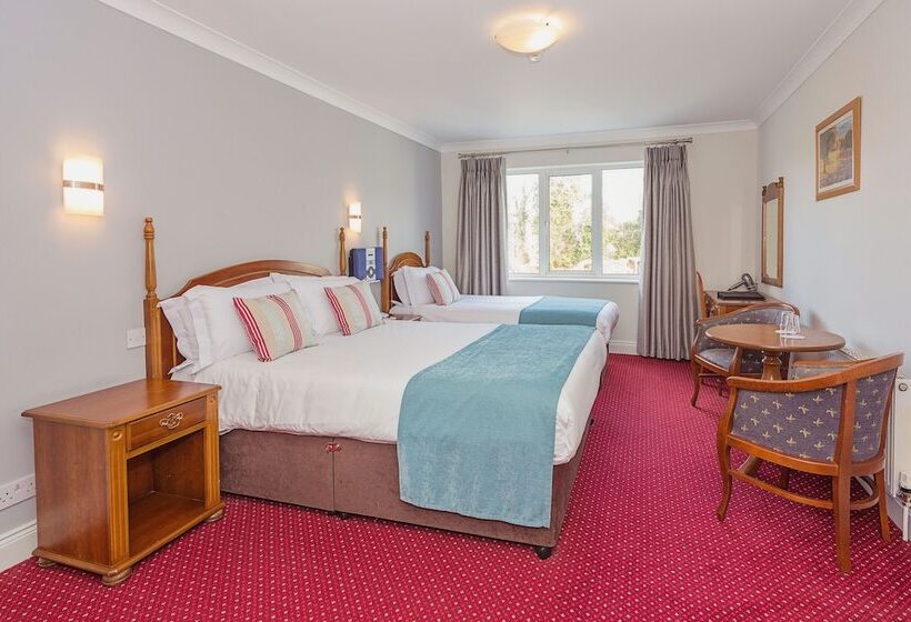 חדר סטנדרט לשלושה, Abbey Lodge