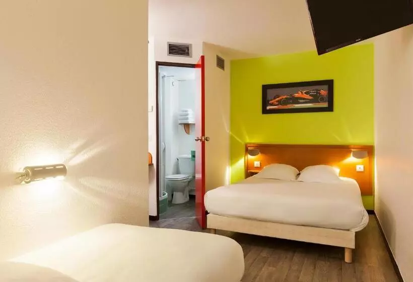 Standard Kolmen Hengen Huone, Enzo Hotels Chalons En Champagne