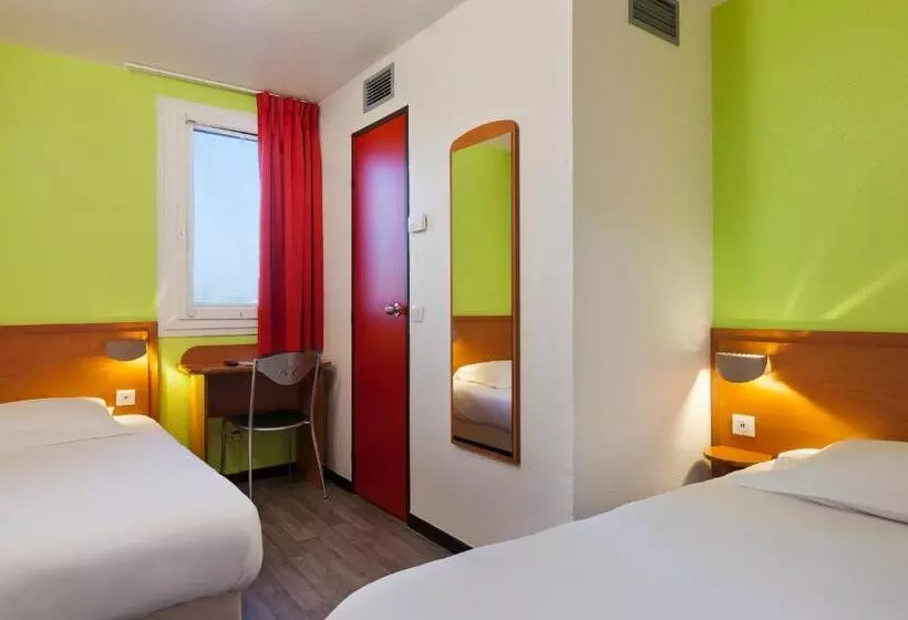 Standard-huone Jaettu Kylpyhuone, Enzo Hotels Chalons En Champagne
