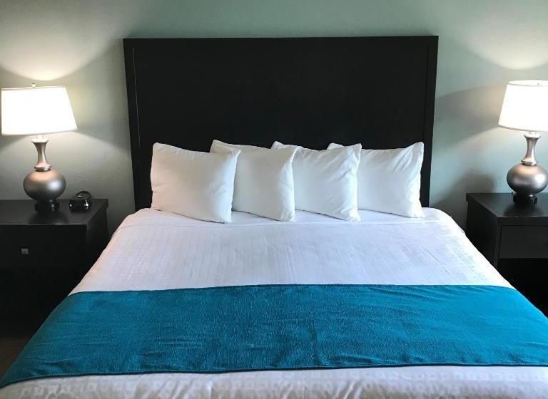 اتاق استاندارد با تخت بزرگ, Hawthorn Extended Stay By Wyndham Orlando