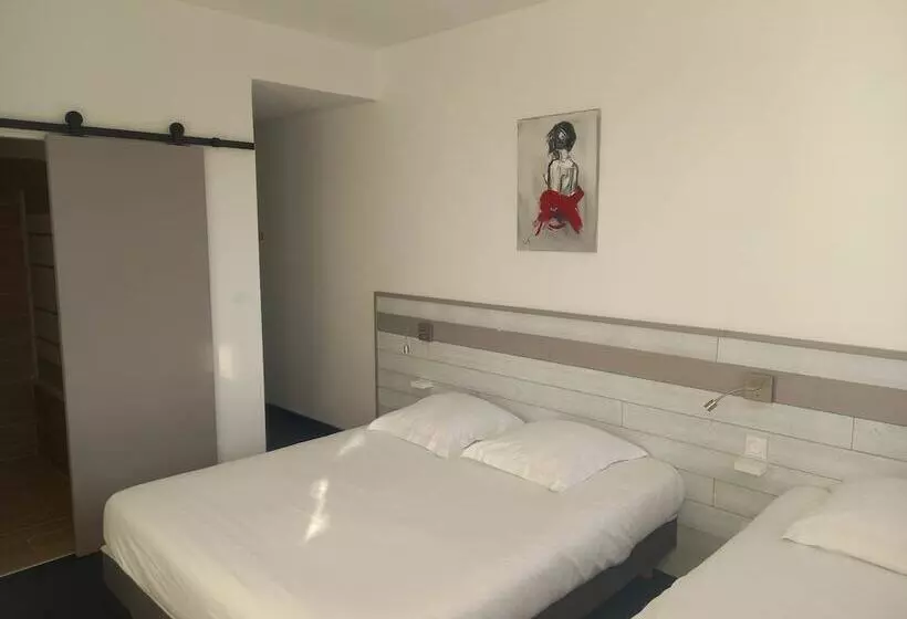 Perhehuone, Akena Le Touquetcamiers