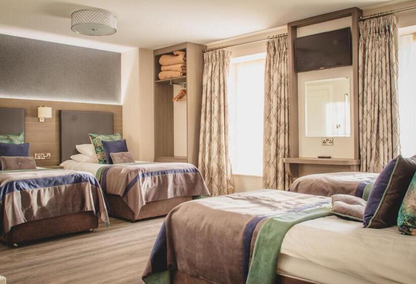 غرفة قياسية رباعية, Barr Na Sraide Inn