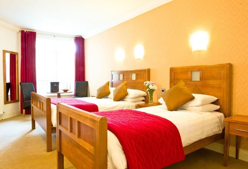 스탠다드 룸, Central Hotel Donegal