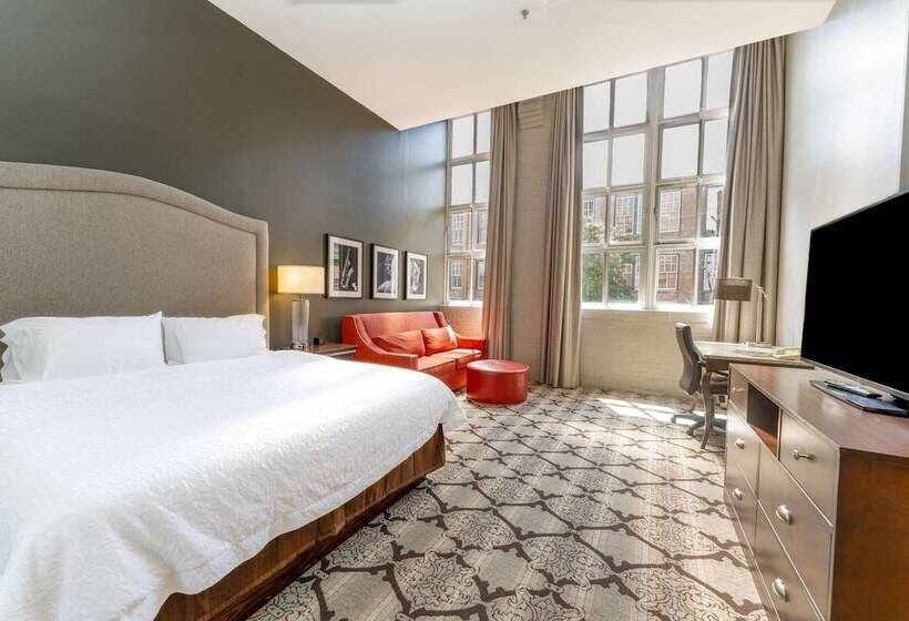 استودیو استاندارد با تخت کینگ, Hampton Inn & Suites New Orleansconvention Center