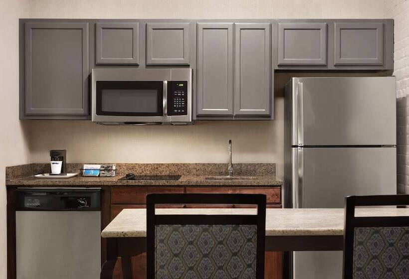 سوییت, Hampton Inn & Suites New Orleansconvention Center