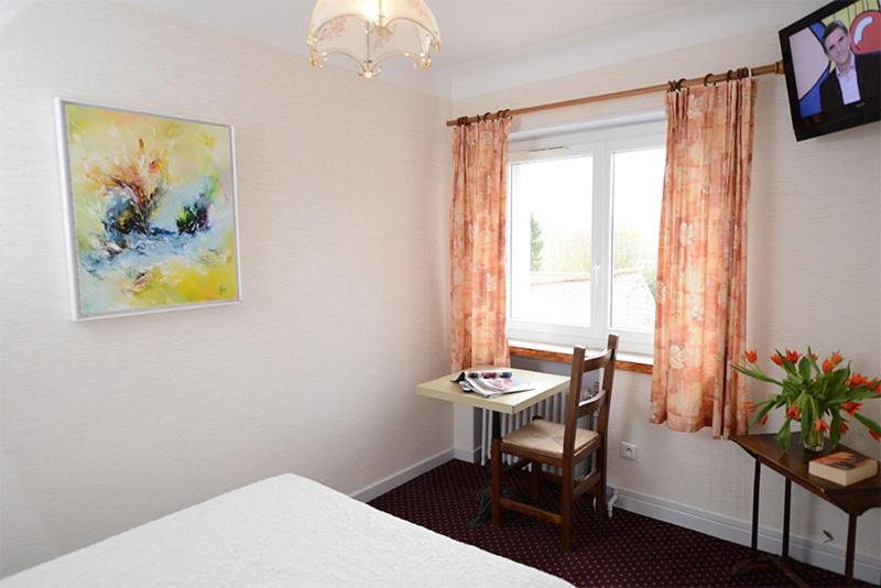 Номер Стандарт, Hôtel De La Ferté