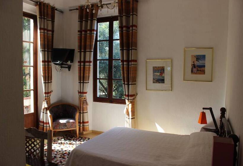 חדר סופריור עם מרפסת, Hôtel Villa La Malouine