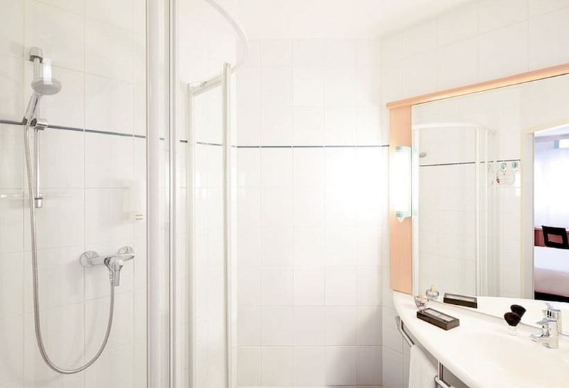 חדר סטנדרט, Ibis Poznan Stare Miasto