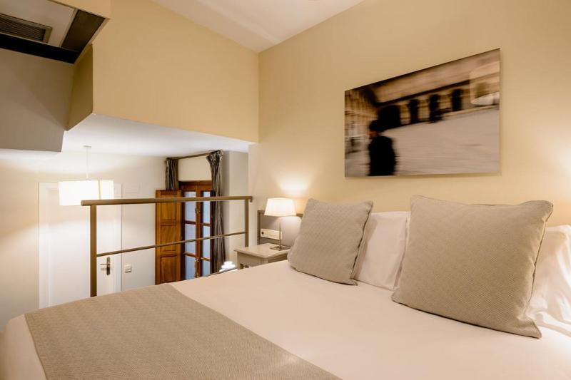 スタンダードルーム, Ikonik Plaza Mercado