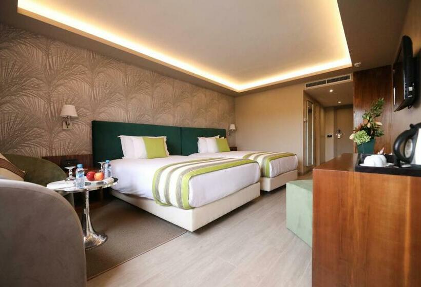 Chambre Deluxe Vue Piscine, Kenzi Rose Garden