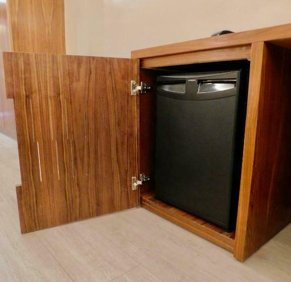 חדר סופריור יחיד, Kenzi Rose Garden