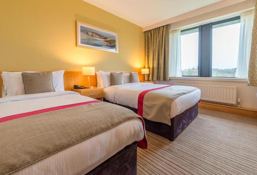 スタンダードルーム, Knock House