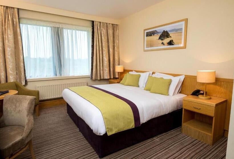 スタンダードルーム, Knock House