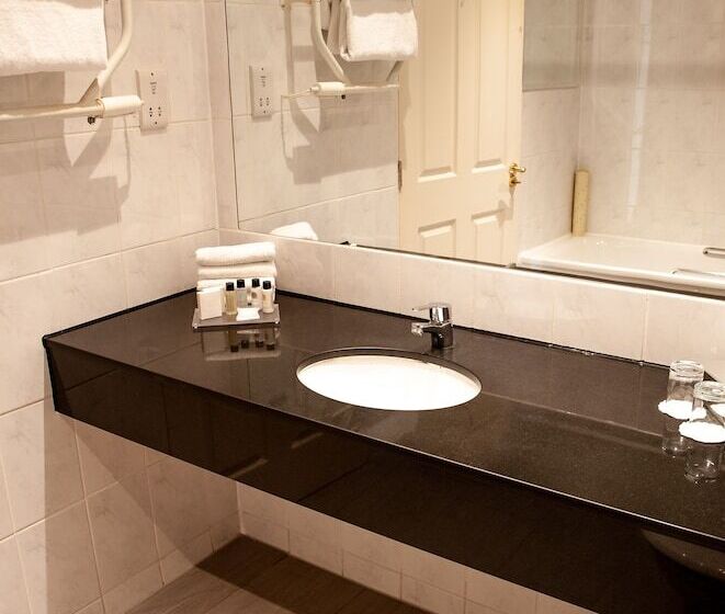 غرفة سوبيريور, Woodstock Ennis