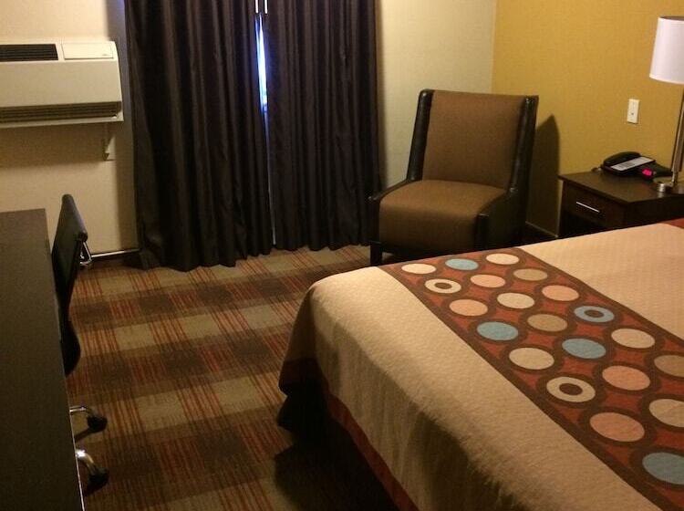 비즈니스룸, Super 8 By Wyndham Idaho Falls