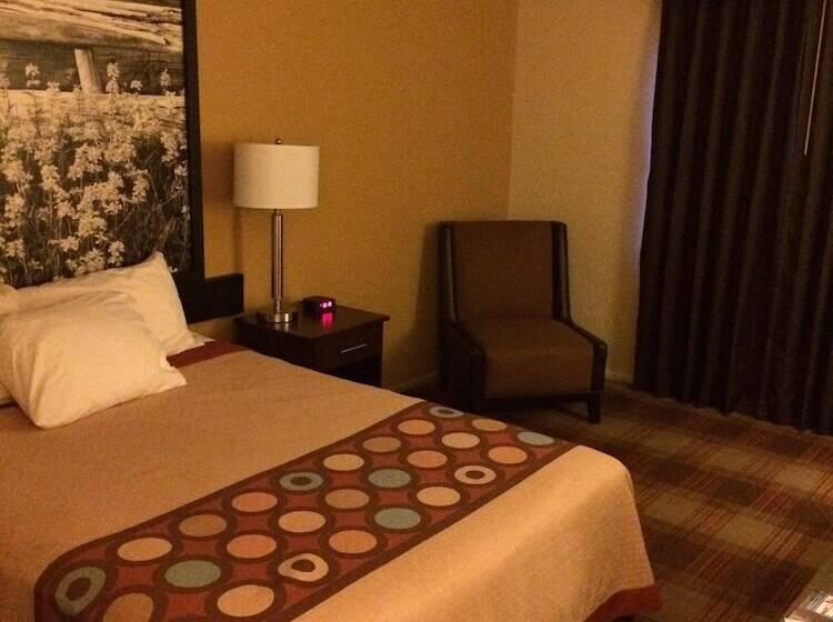 비즈니스룸, Super 8 By Wyndham Idaho Falls