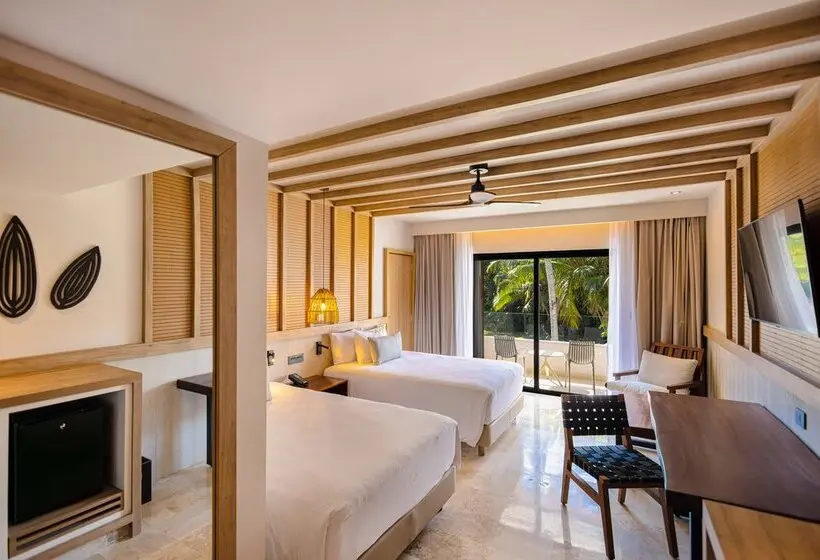 Deluxe Junior Suite
