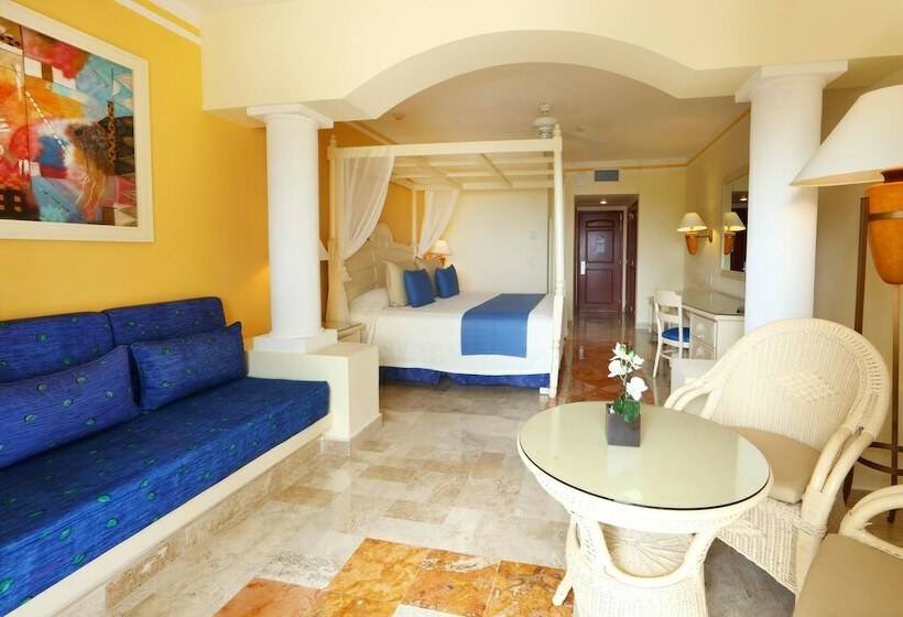סוויטת ג'וניור סופריור, Bahia Principe Luxury Akumal - All Inclusive